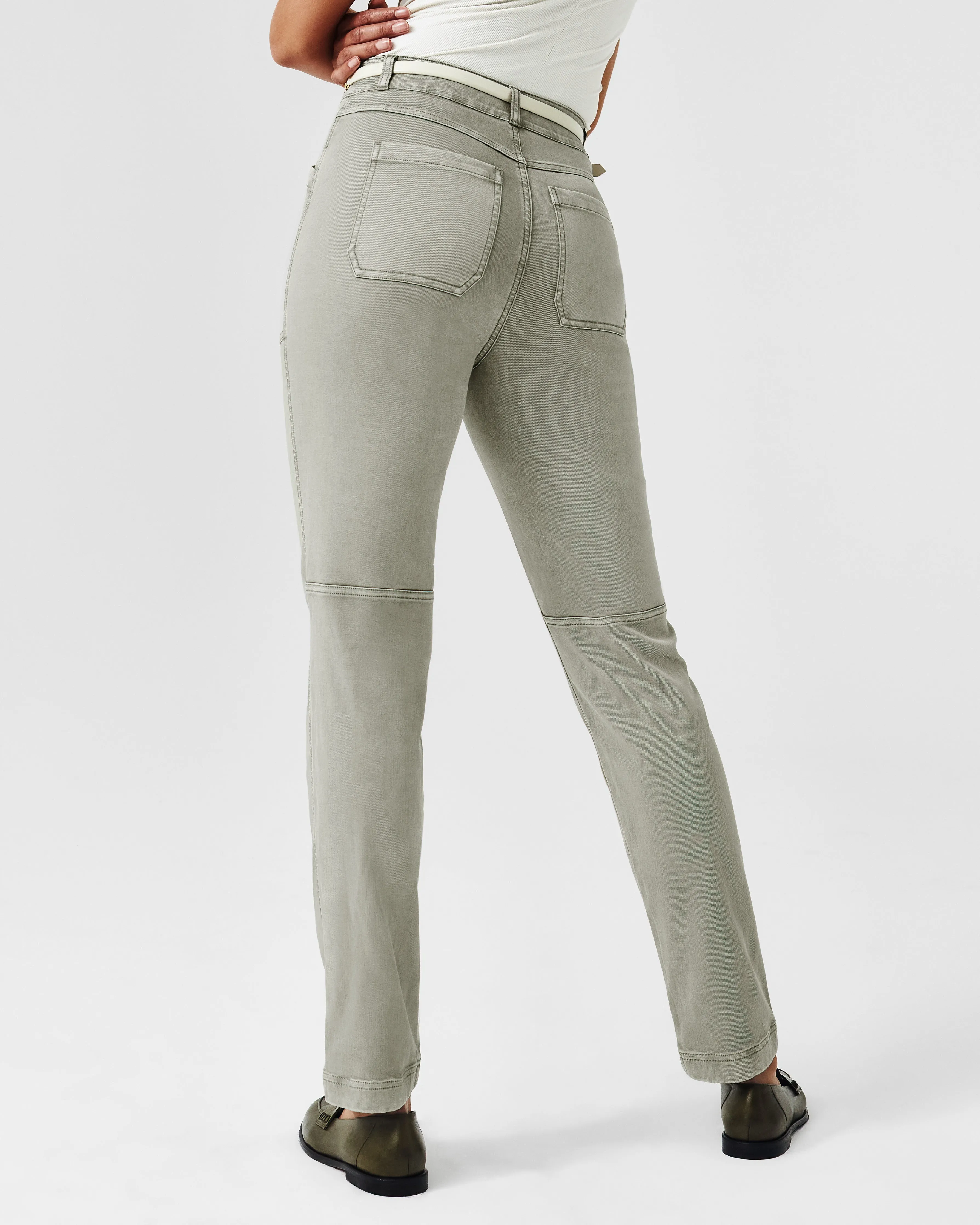 Stretch Twill Straight Leg Pant