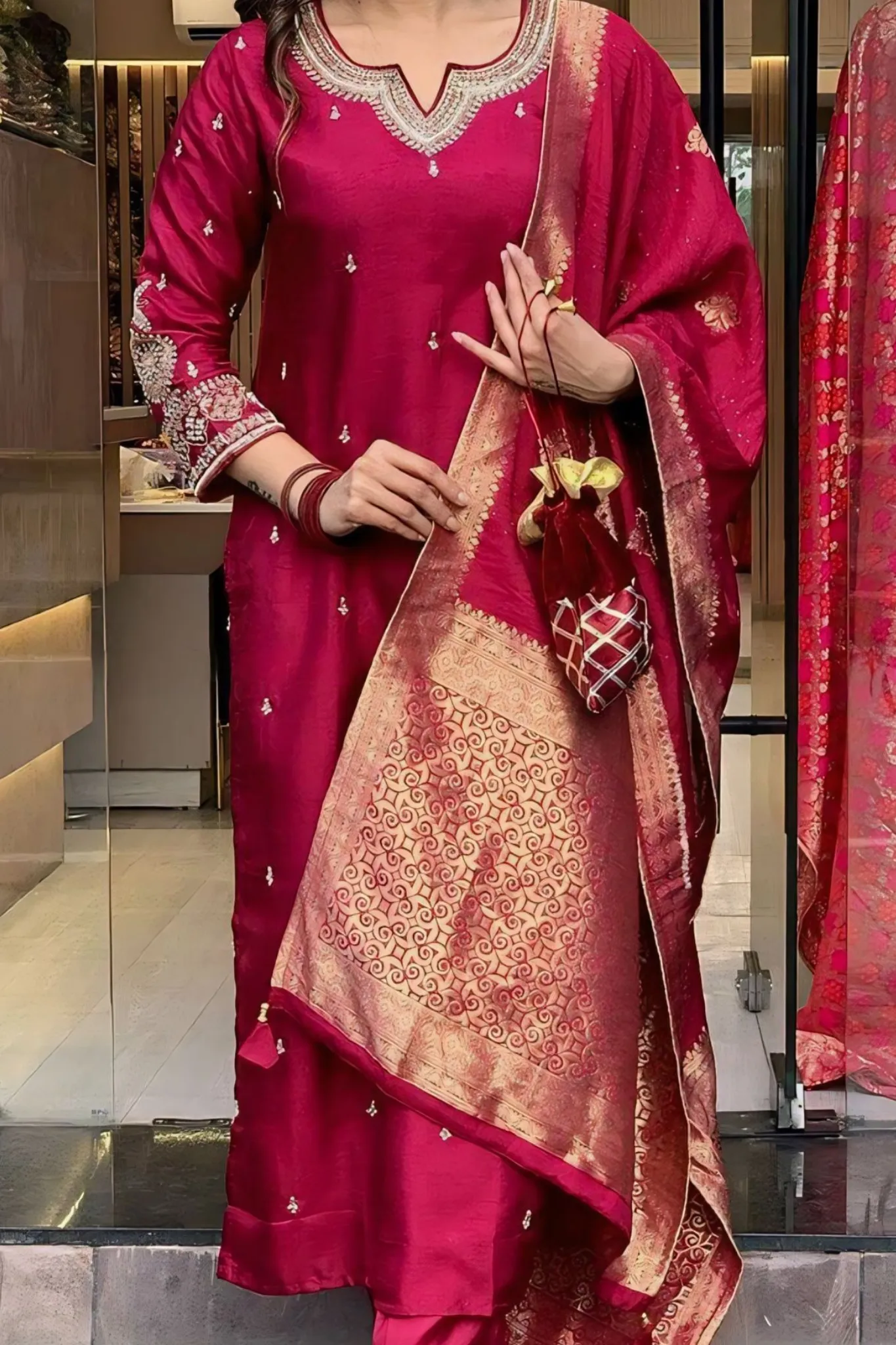 WONDERFULL DECORATED SUIT SET WITH PANTS AND DUPATTA